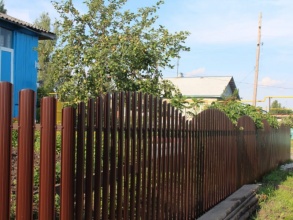 Забор из евроштакетника с утрамбовкой щебнем 48 метров фото в Горячем Ключе