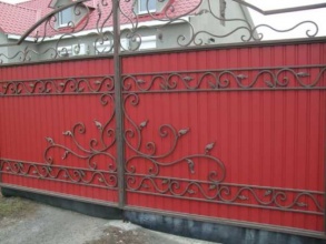Кованые заборы с профнастилом 150 метров фото в Горячем Ключе
